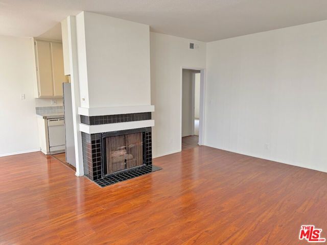 3648 Motor Avenue 102, Los Angeles, CA 90034