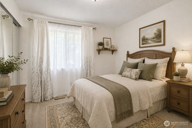 10403 NE 135th Place, Kirkland, WA 98034