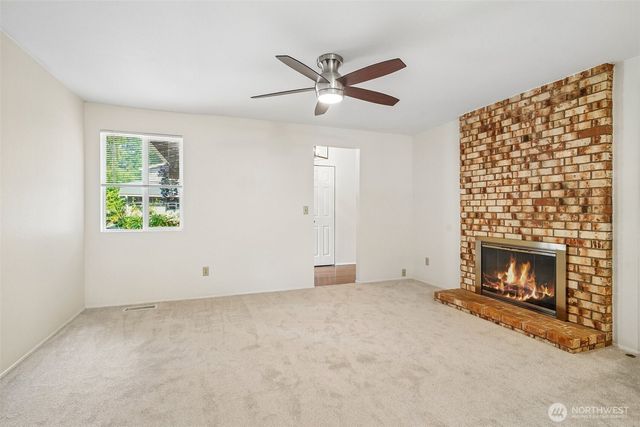 10403 NE 135th Place, Kirkland, WA 98034