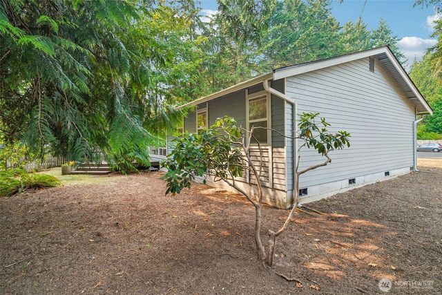 10403 NE 135th Place, Kirkland, WA 98034