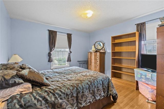 1709 Brandywine Drive, Clemmons, NC 27012