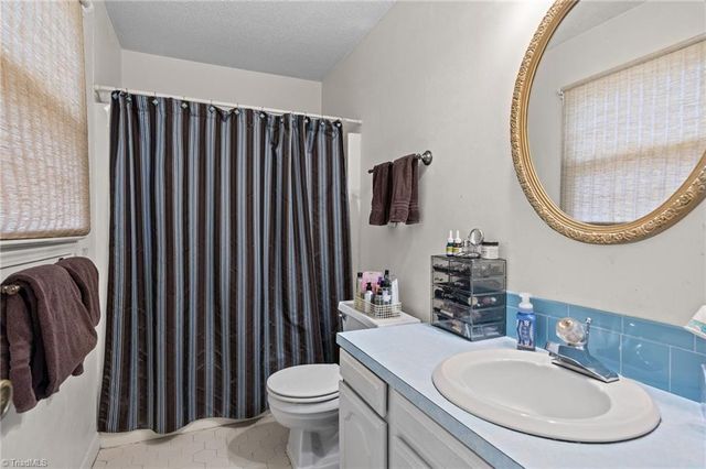 1709 Brandywine Drive, Clemmons, NC 27012