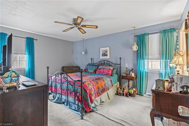 1709 Brandywine Drive, Clemmons, NC 27012