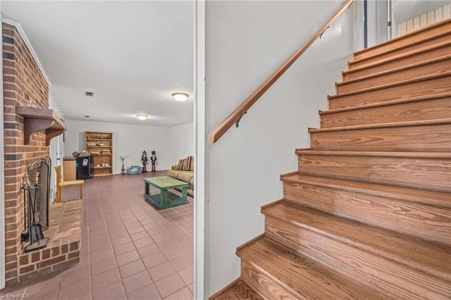 1709 Brandywine Drive, Clemmons, NC 27012