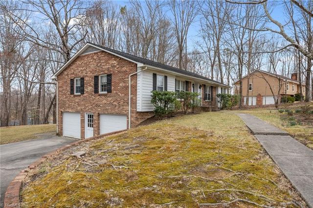 1709 Brandywine Drive, Clemmons, NC 27012