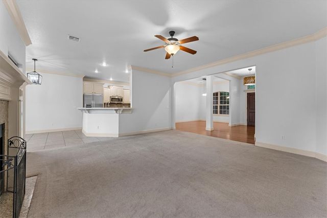 4334 E Oakmont Drive, Fayetteville, AR 72701