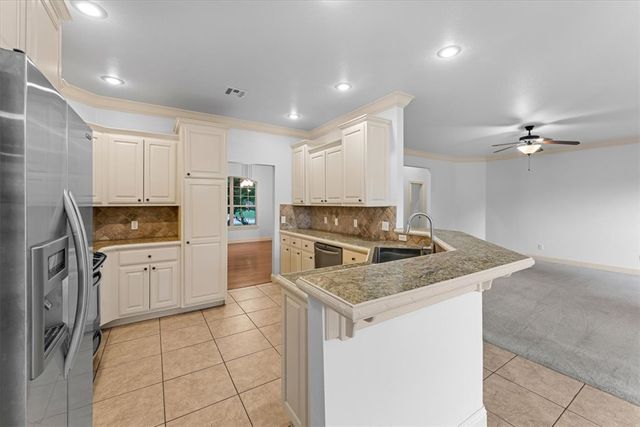 4334 E Oakmont Drive, Fayetteville, AR 72701