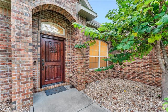 4334 E Oakmont Drive, Fayetteville, AR 72701