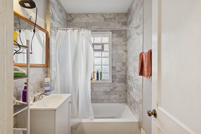 4451 N 58th STREET, Milwaukee, WI 53218