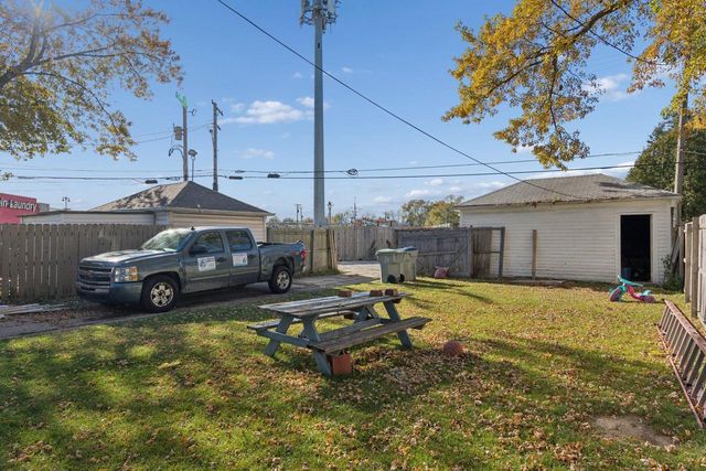 4451 N 58th STREET, Milwaukee, WI 53218