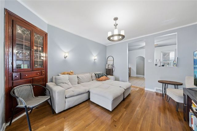 114 S 12th Street, South Side, PA 15203
