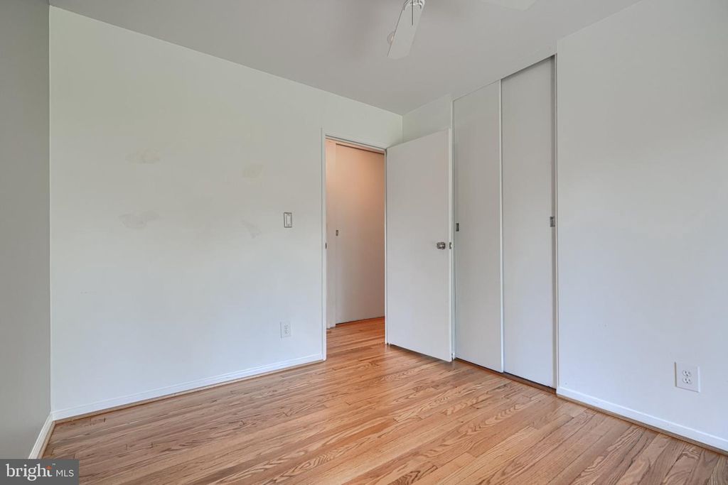 Image 16 of property listing at 112 CONEWOOD AVE, Reisterstown, MD 21136
