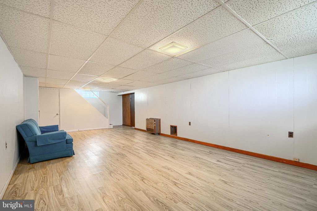 Image 23 of property listing at 112 CONEWOOD AVE, Reisterstown, MD 21136