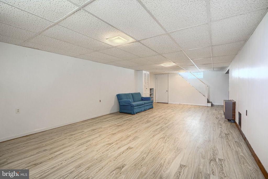 Image 32 of property listing at 112 CONEWOOD AVE, Reisterstown, MD 21136