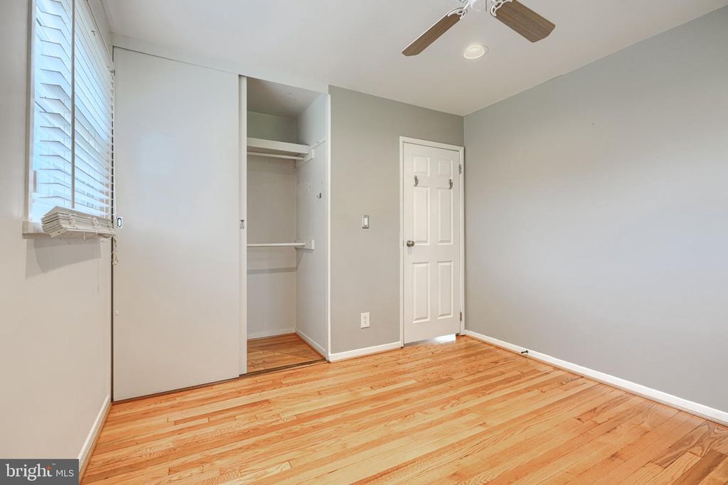 Image 33 of property listing at 112 CONEWOOD AVE, Reisterstown, MD 21136