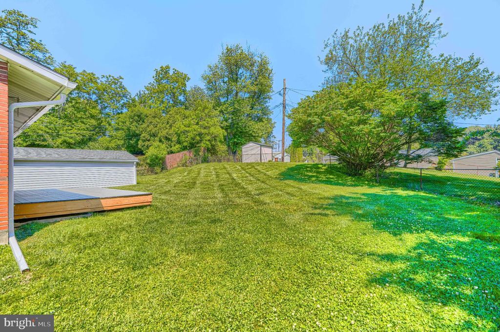 Image 39 of property listing at 112 CONEWOOD AVE, Reisterstown, MD 21136