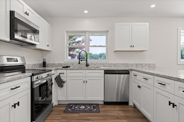 4329 S Ga 301 Highway, Trenton, GA 30752