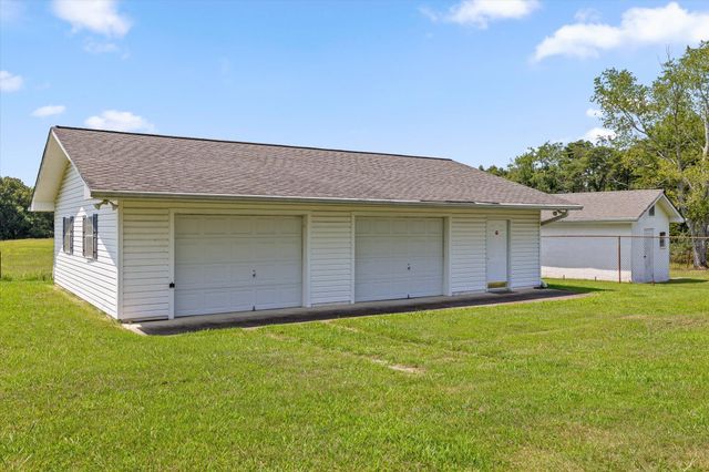 4329 S Ga 301 Highway, Trenton, GA 30752