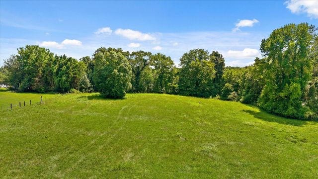 4329 S Ga 301 Highway, Trenton, GA 30752