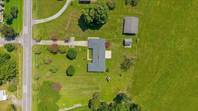 4329 S Ga 301 Highway, Trenton, GA 30752