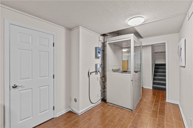 11020 Charlotte Street, Kansas City, MO 64131