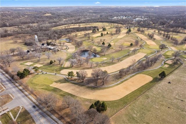 11020 Charlotte Street, Kansas City, MO 64131