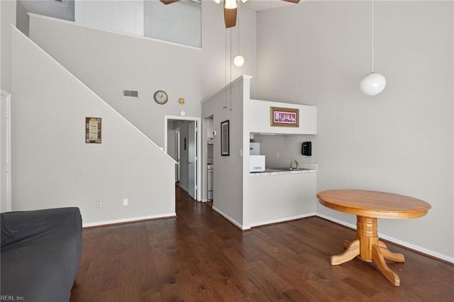223 Pacific DR, Hampton, VA 23666