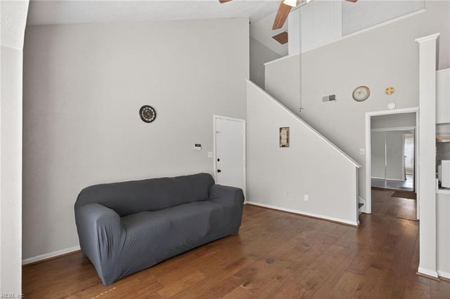 223 Pacific DR, Hampton, VA 23666