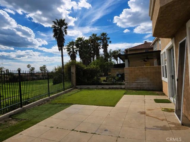 16757 Escalon, Fontana, CA 92336