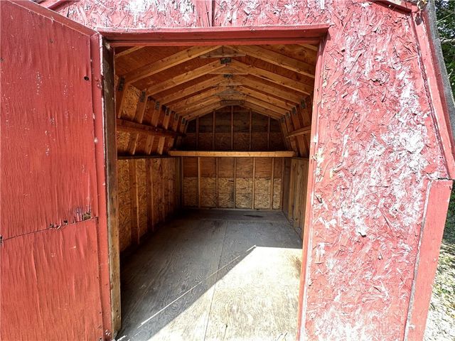 2960 N Diamond Mill Road, Dayton, OH 45426