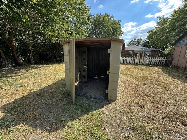 2960 N Diamond Mill Road, Dayton, OH 45426