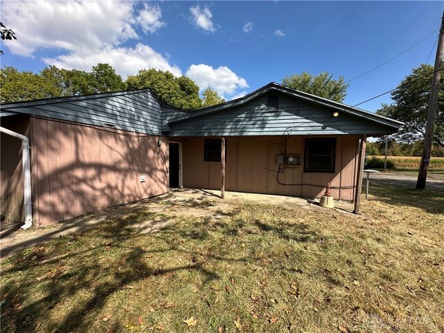 2960 N Diamond Mill Road, Dayton, OH 45426