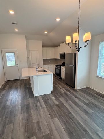 94 County Road 5102 A, Cleveland, TX 77327