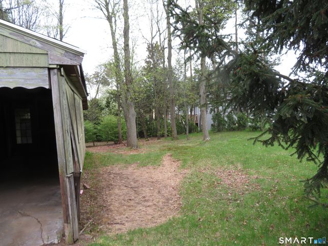 130 Woodland Street, Manchester, CT 06042