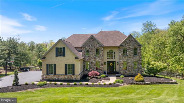 104 PICKWICK DR, Doylestown, PA 18901