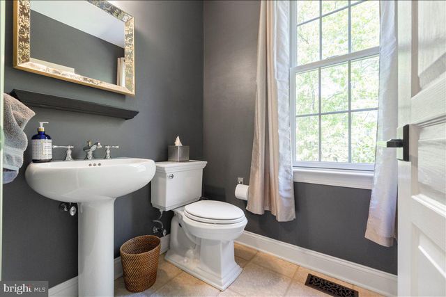 104 PICKWICK DR, Doylestown, PA 18901