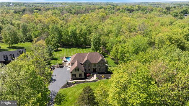 104 PICKWICK DR, Doylestown, PA 18901