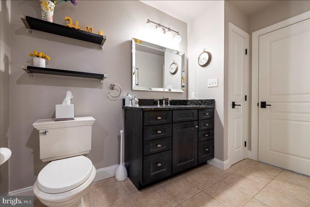 104 PICKWICK DR, Doylestown, PA 18901
