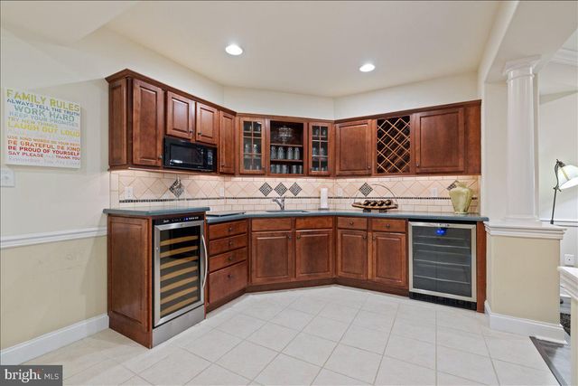 104 PICKWICK DR, Doylestown, PA 18901
