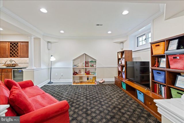 104 PICKWICK DR, Doylestown, PA 18901