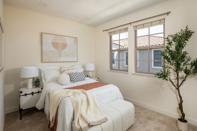 118 Minaret Avenue, Mountain View, CA 94043