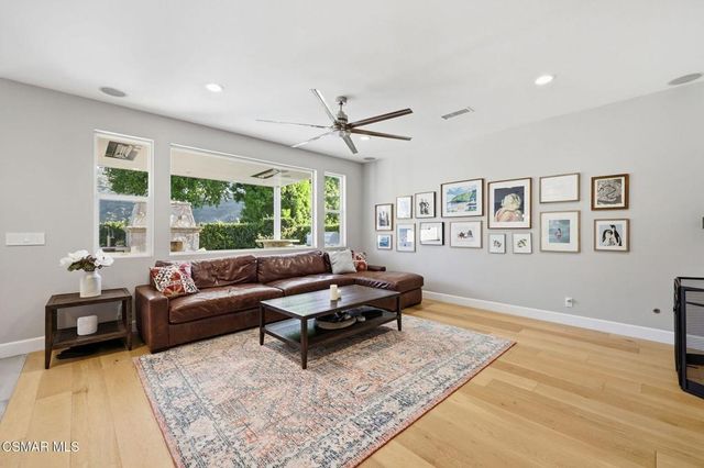 3358 Crossland Street, Thousand Oaks, CA 91362