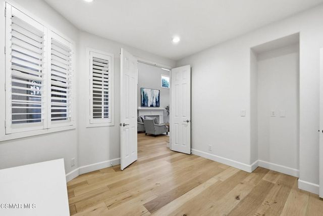 3358 Crossland Street, Thousand Oaks, CA 91362