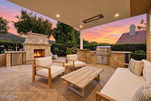 3358 Crossland Street, Thousand Oaks, CA 91362
