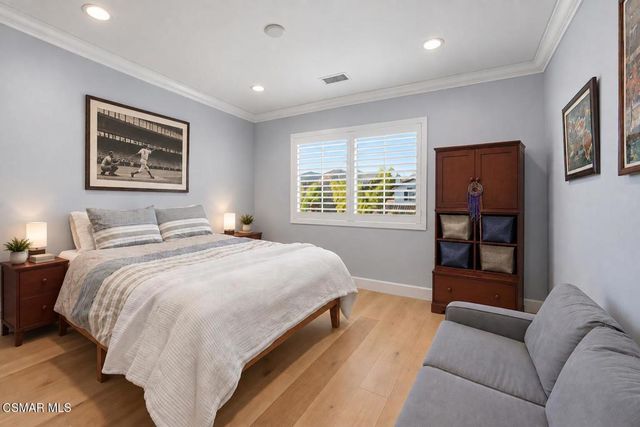 3358 Crossland Street, Thousand Oaks, CA 91362