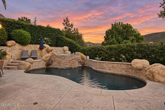 3358 Crossland Street, Thousand Oaks, CA 91362