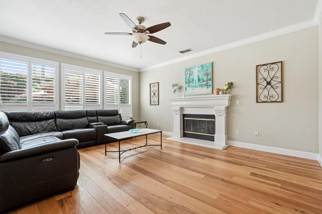 3210 Lori Ct, Roseville, CA 95747