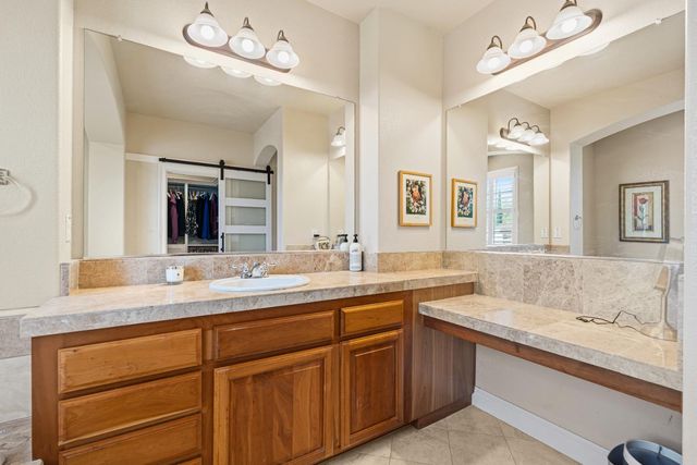 3210 Lori Ct, Roseville, CA 95747