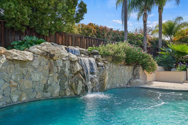 3210 Lori Ct, Roseville, CA 95747