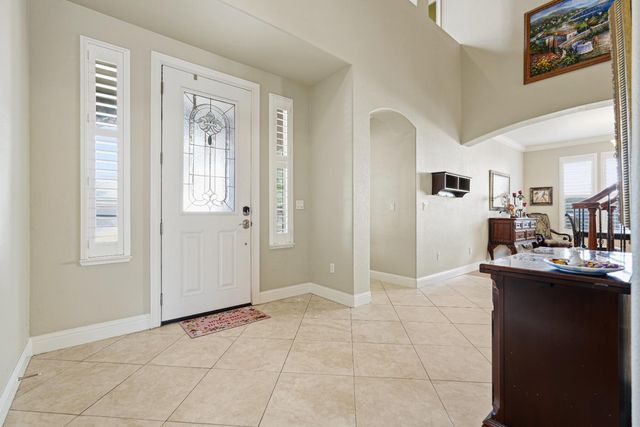 3210 Lori Ct, Roseville, CA 95747